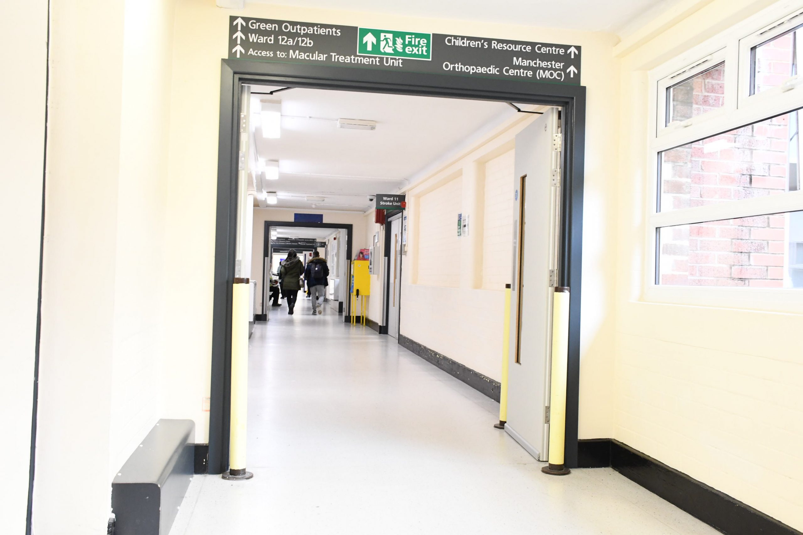 Trafford_General_Hospital_Fire_Door_Replacement3